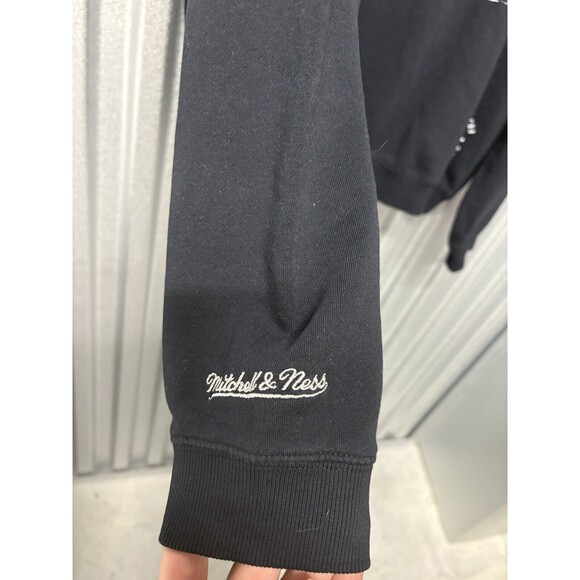 Throwbacks NFL Mitchell & Ness Crew Sweater L Miami Dolphins Faded Black Zig Zag - Picture 8 of 8